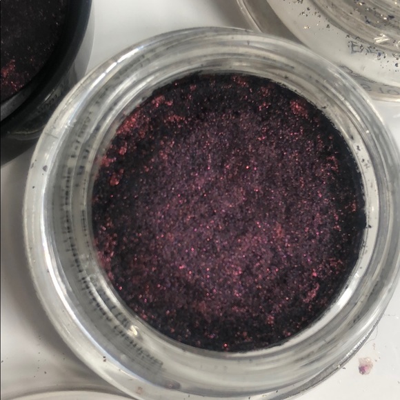 Georgia Armani eyes to kill shadow bundle - Picture 6 of 8